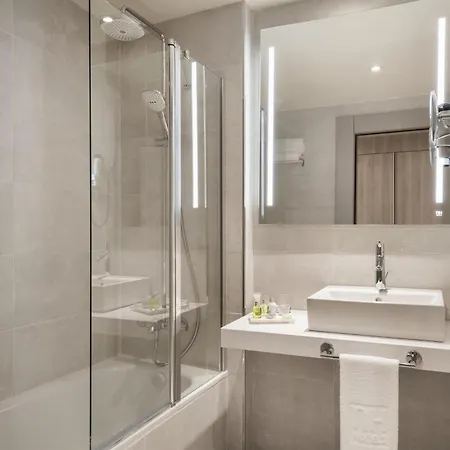 Nh Hotel 4*