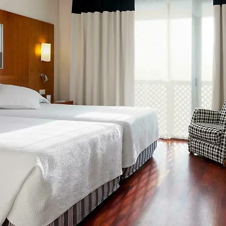 Nh Hotel 4*